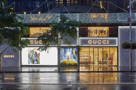 via lino gucci|Gucci flagship store.